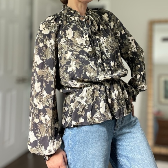 Elizabeth and James Silk Tie Front Blouse - Picture 2 of 12